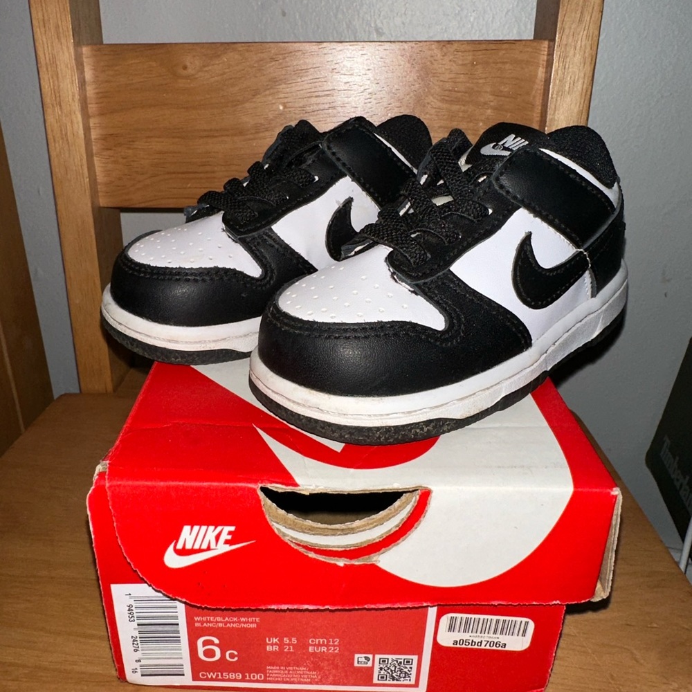 COPY - Panda Dunks